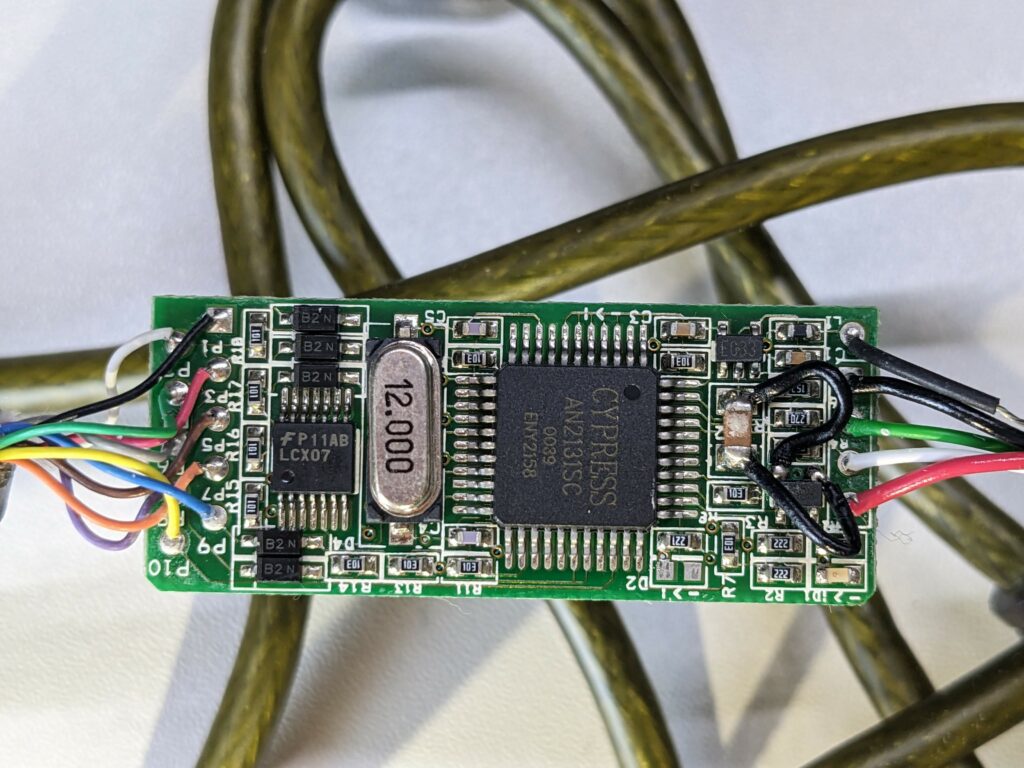 SOURCENEXT SUS-MDM-101のメモ
携快電話 USB Tu-Ka ツーカー コネクタ ケーブル シリアル COM
ULA ゲームボーイアドバンス GBA
CYPRESS EZ-USB AN2131SC
LCX07
分解
