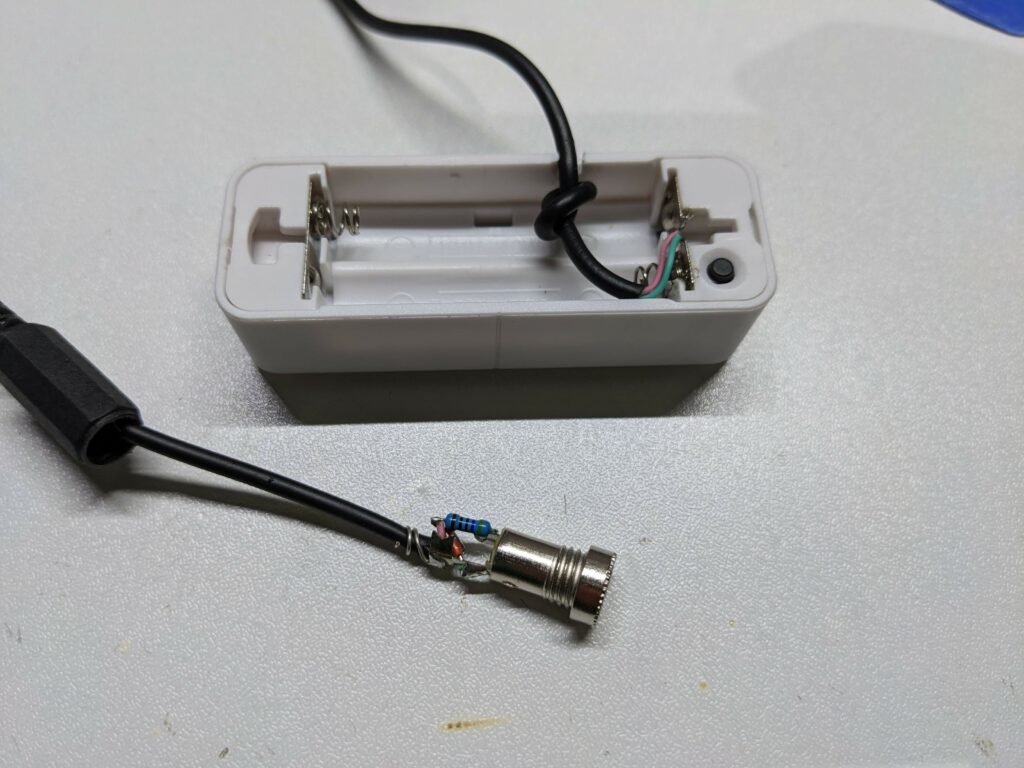 Tuyaの温度計・湿度計(WSD500A)の電源をバッテリーレスに改造
定電圧回路 ツェナーダイオード 1N4727 DCジャック DCプラグ