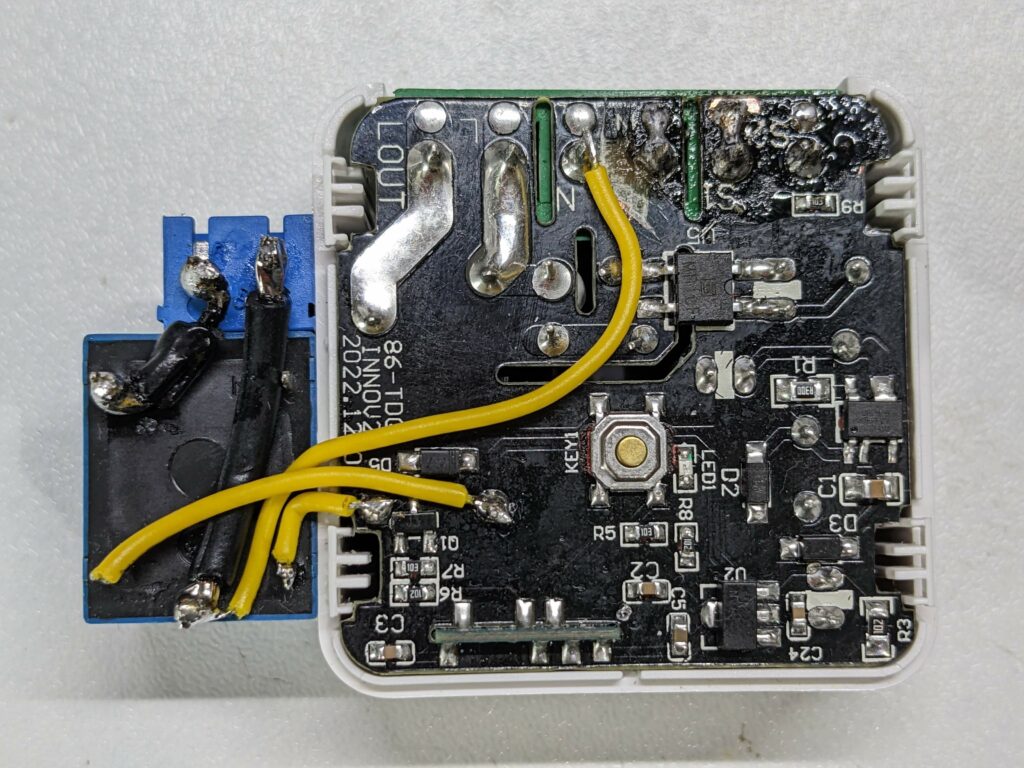 AliExpressで買ったスマートスイッチを両切りスイッチに改造
AliExpressで買ったスマートスイッチを両切りスイッチに改造
86-TDQ INN0V2
Wi-Fi DIY Smart Switch mini
Tuya Smart Life