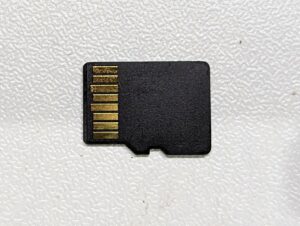Bliksem(緑)64GB
AliExpressの「US $1.99から商品３点以上」のSDカードをレビュー