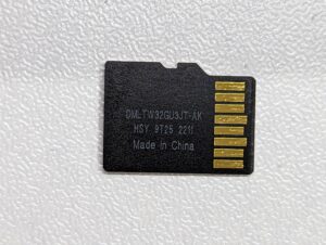 SOMNAMbUliST(オレンジ)32GB
AliExpressの「US $1.99から商品３点以上」のSDカードをレビュー
DMLTW32GU3JT-AK
HSY 9T25 2211
Made in China