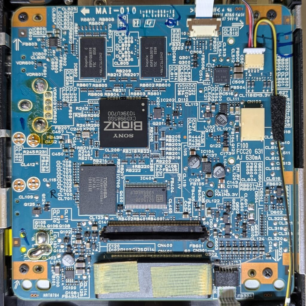 Sonyのデジタルフォトフレーム(DPF-XR100)を分解・解析してみた
基板 表