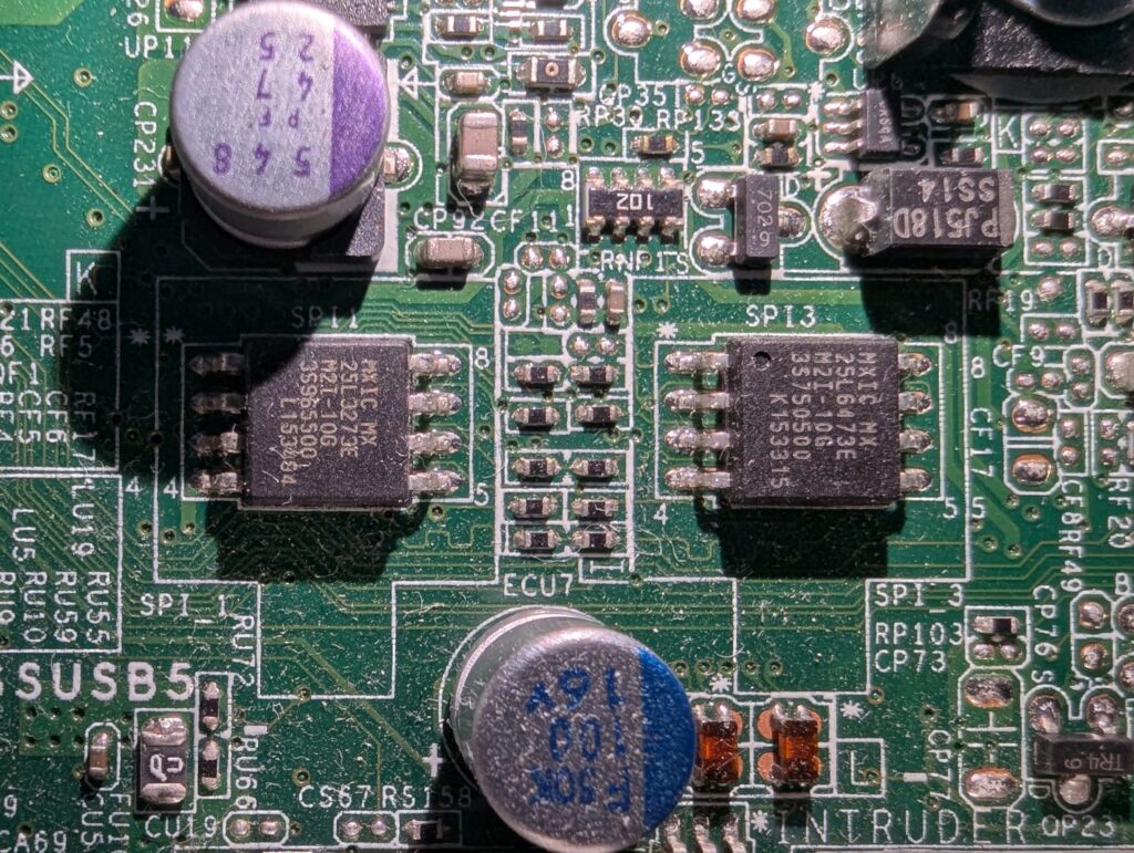 MXIC 25L3273E
MXIC 25L6473E